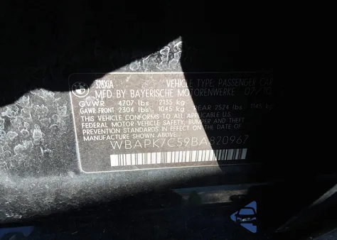 2011 BMW 328I xDrive z USA, uszkodzony, nr VIN WBAPK7C59BA820967